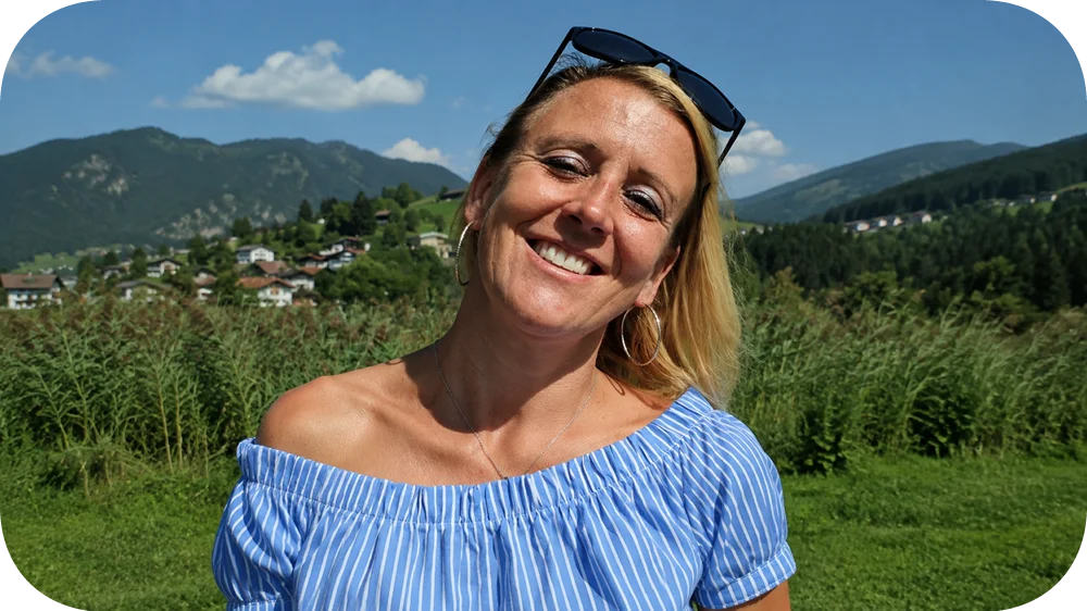 Melanie im Freien